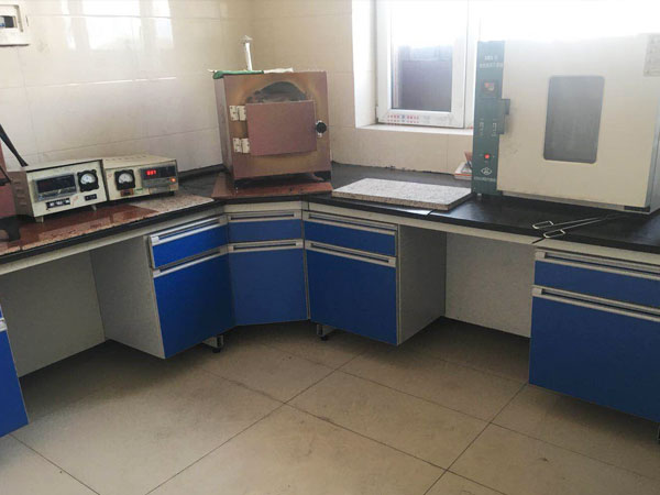 蜂窩活性炭實(shí)驗(yàn)室